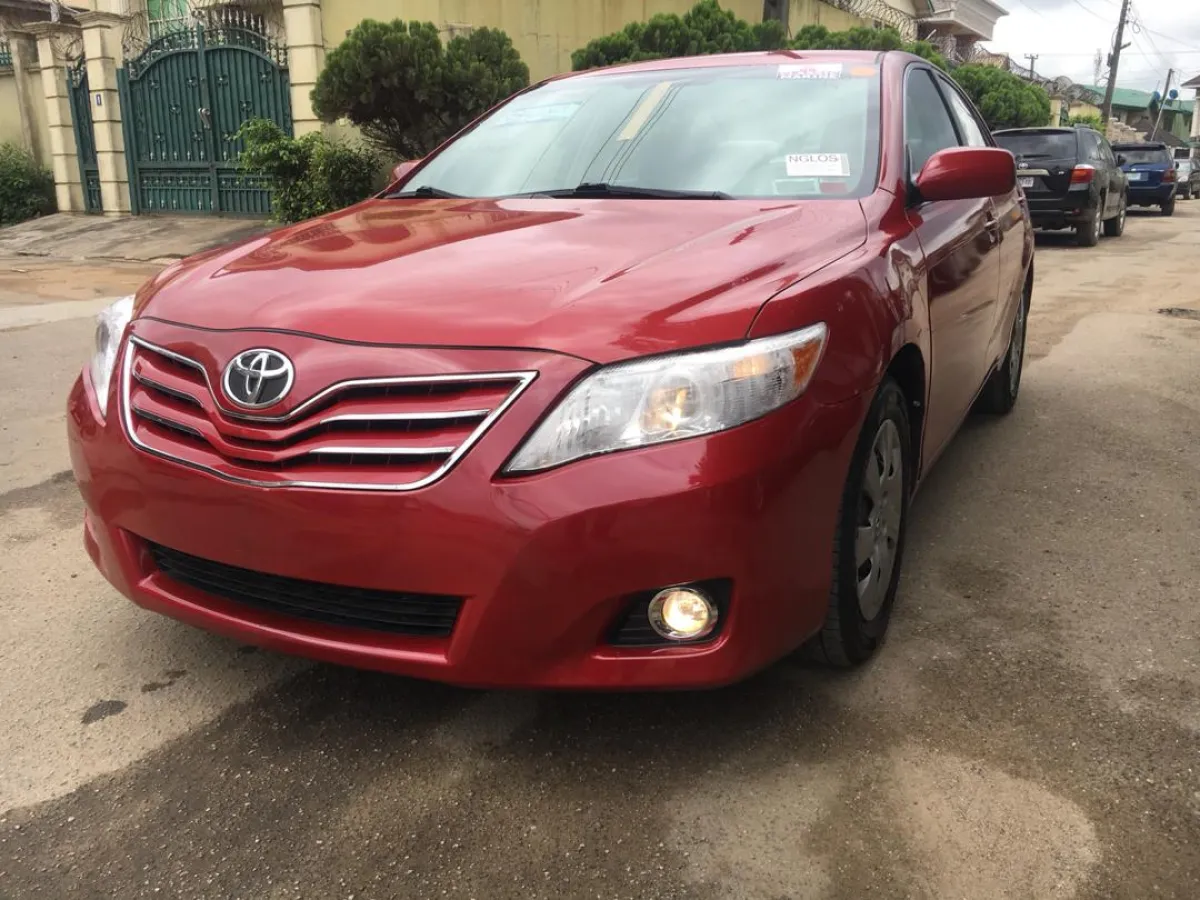 Newly landed lovely Camry 2011 - Image 2