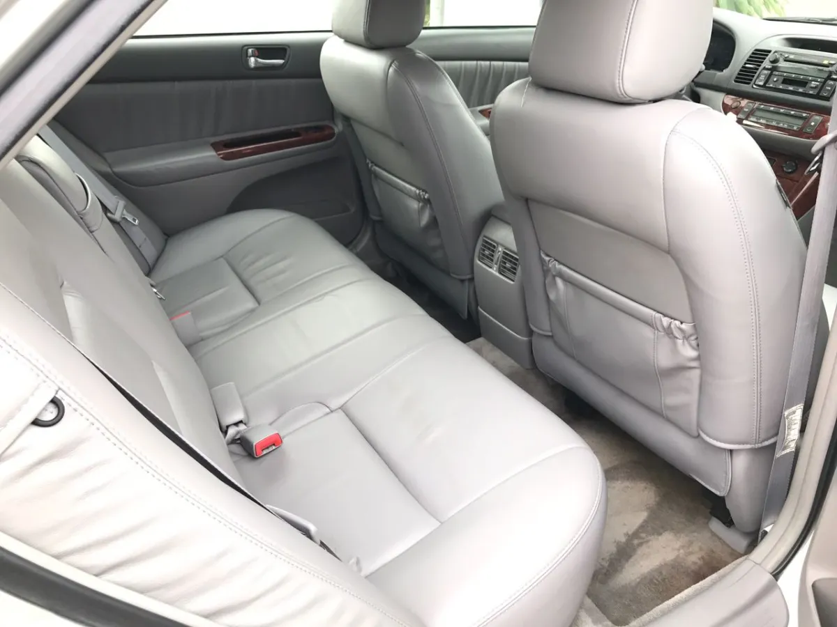Tokunbo 2005 Toyota Camry Big Daddy - Image 2