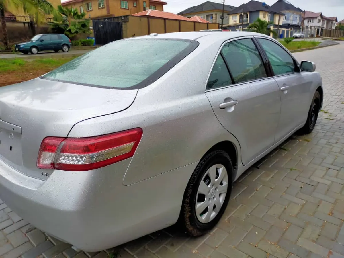 Toyota Camry 2011 LE For Sale - Image 2