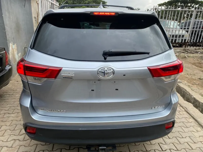 Toyota highlander 2014 silver