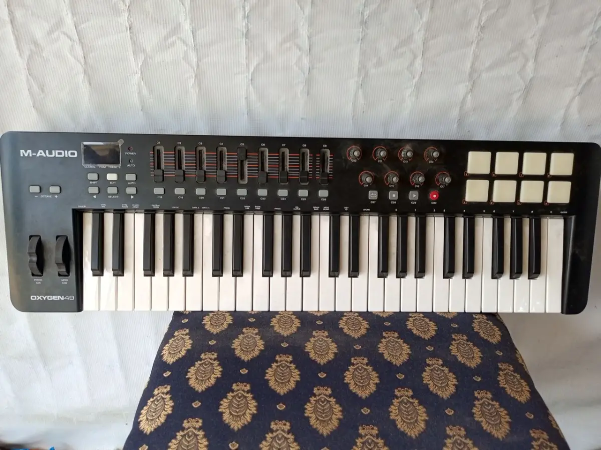 M-Audio Oxygen 49 - Image 1