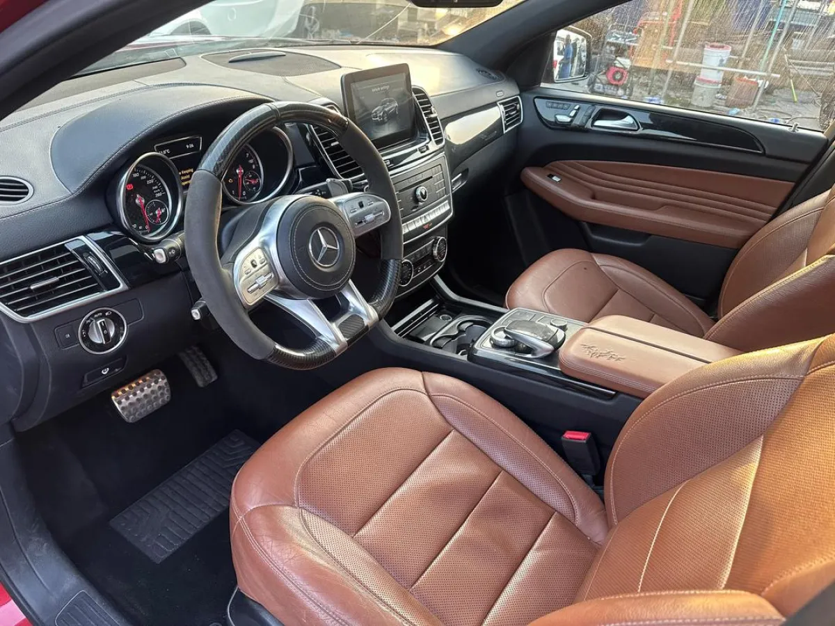 Mercedes Benz GLE 43 2016 - Image 2