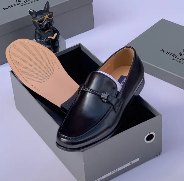 Admaurizio corporate cover shoe for men