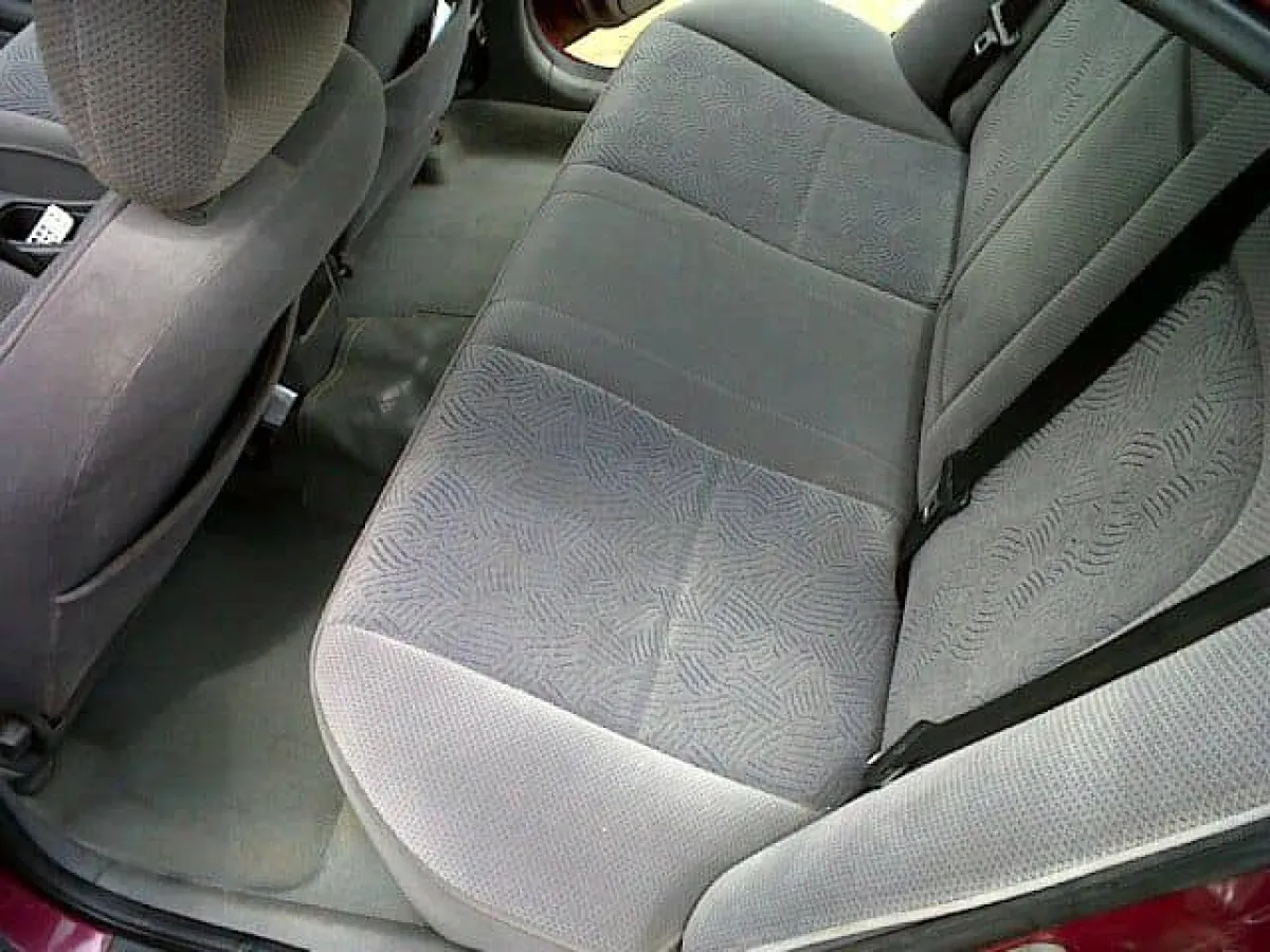 2000 Toyota avensis - Image 3