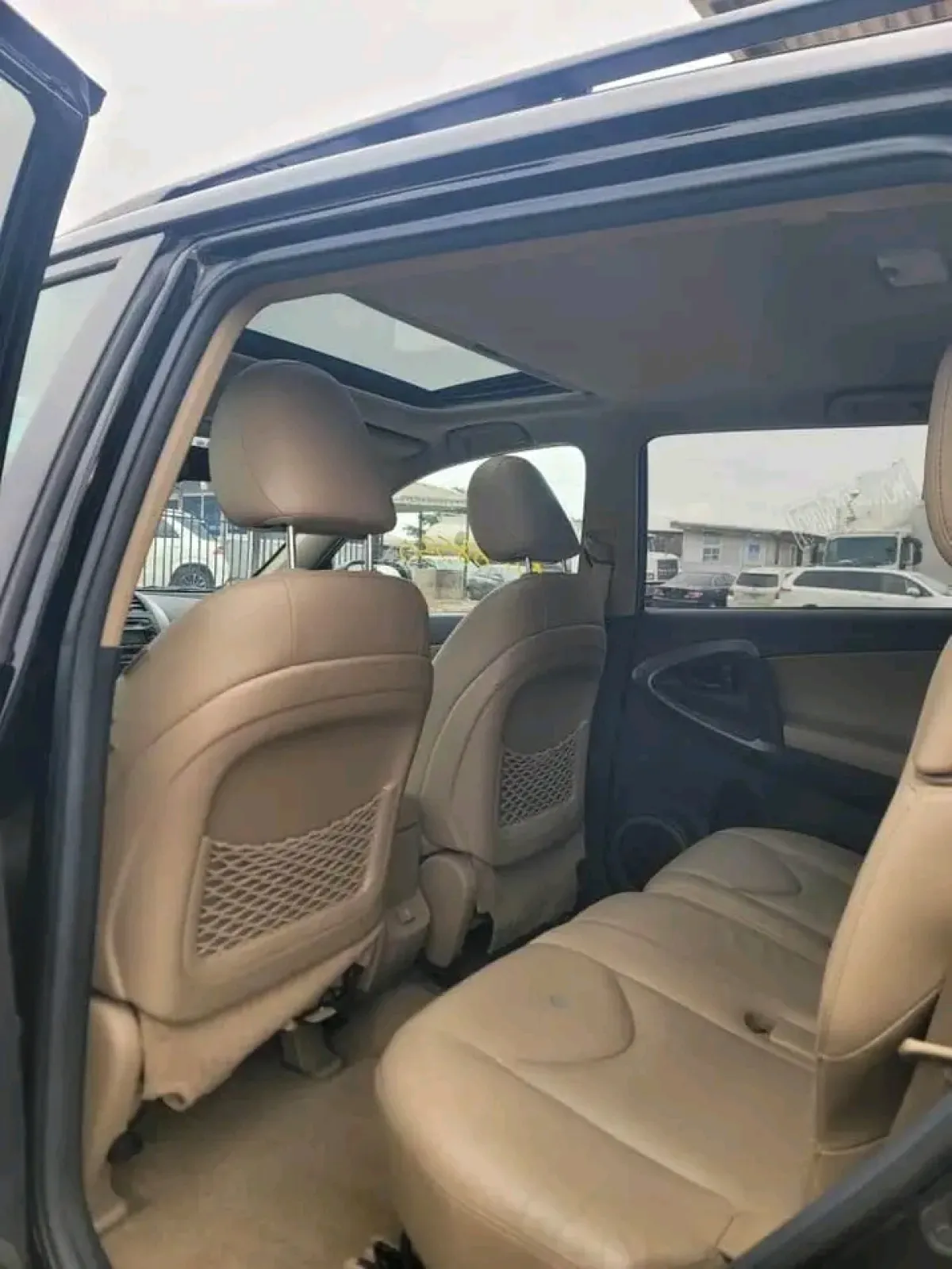 2008 Toyota rav4 - Image 6