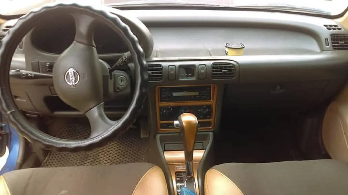 Neatly Used 1999 Nissan micra - Image 4