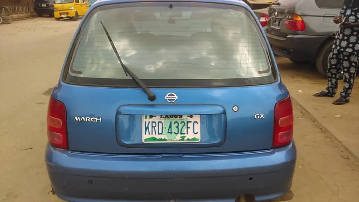Neatly Used 1999 Nissan micra - Image 6