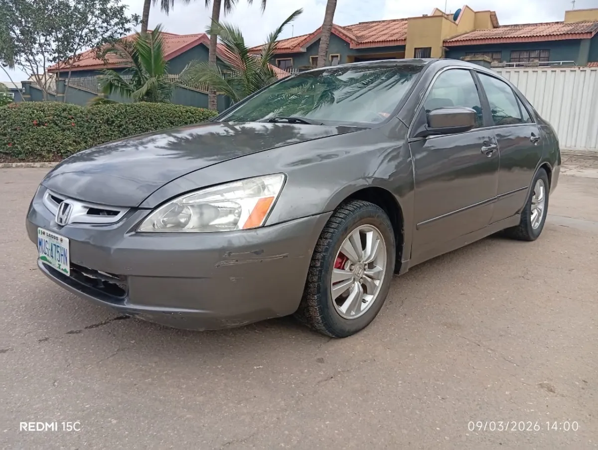 Extremely Clean Registered 2007 Honda Accord DC V4 - Image 7