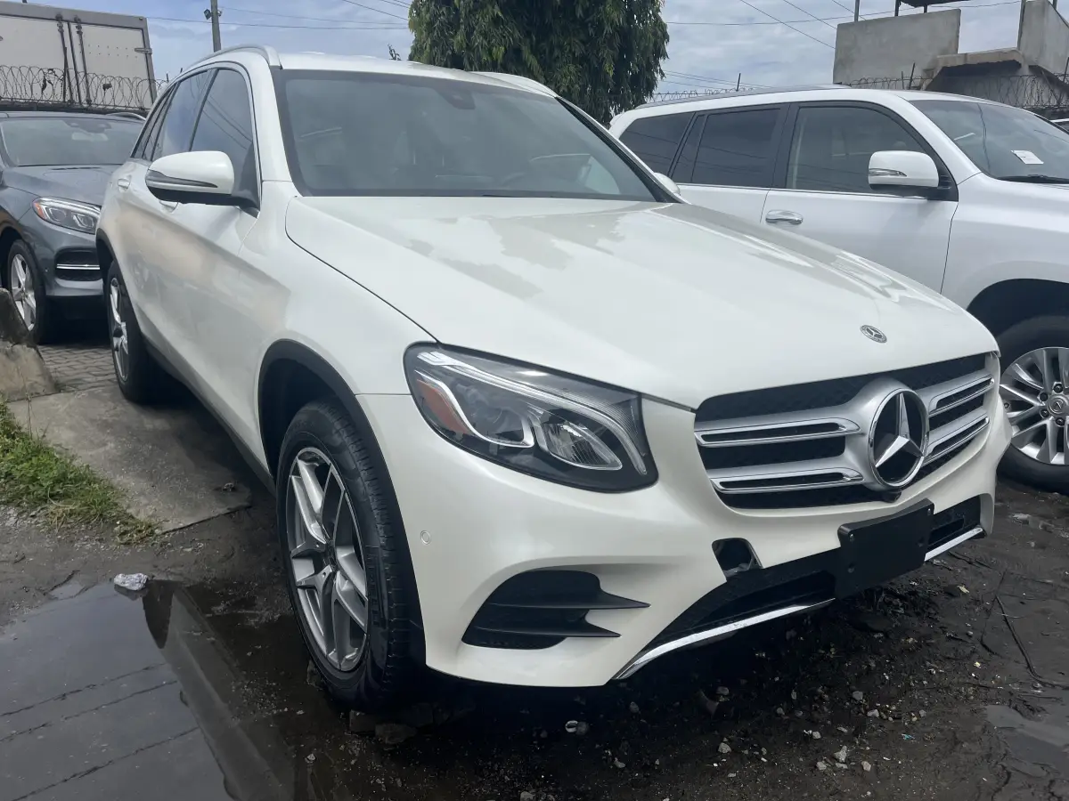 Foreign Used 2016 mercedes Benz Glc300 - Image 2