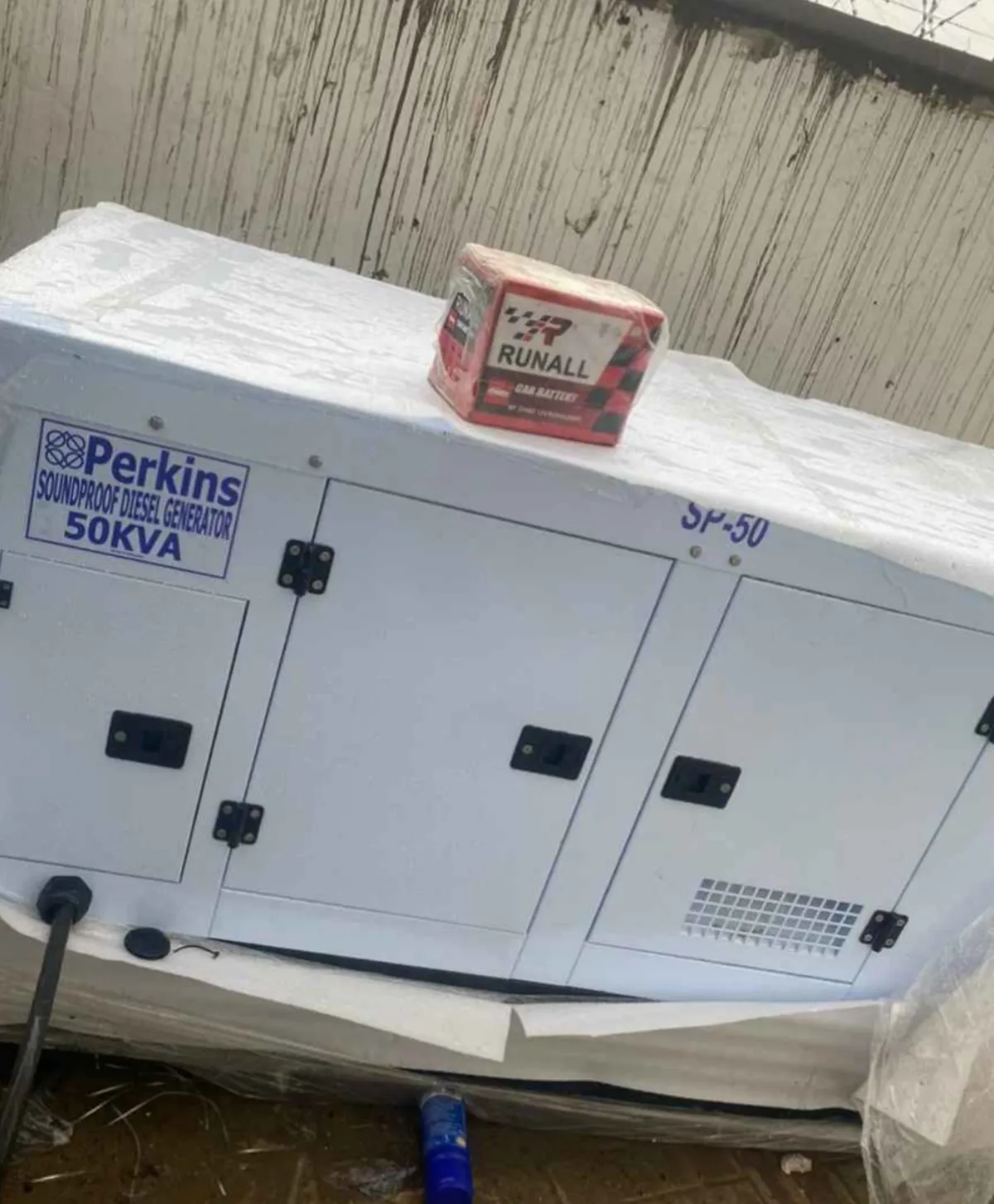 noiseless 20kva perkins soundproof diesel generator available - Image 2
