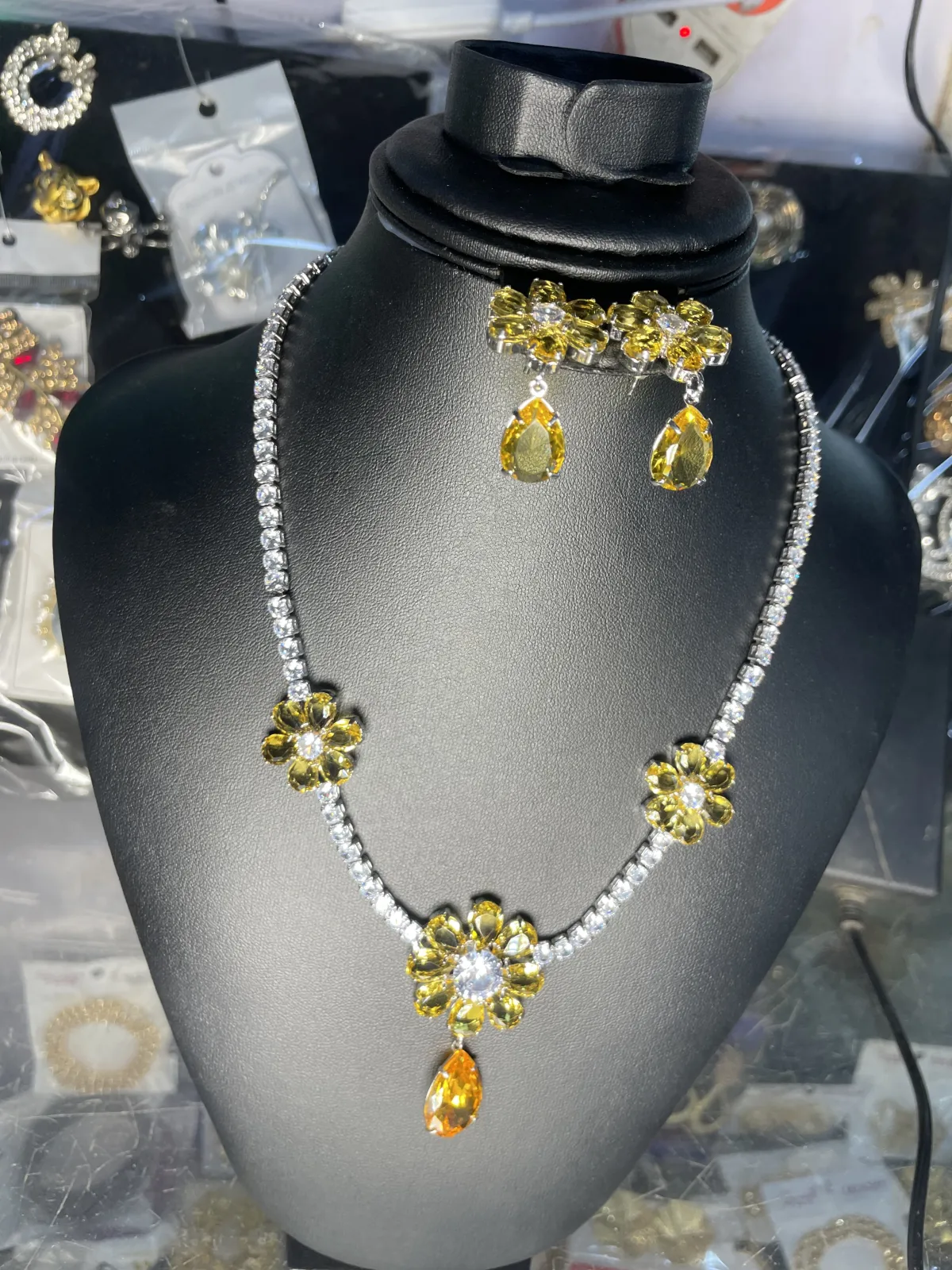 jewelry - Image 4