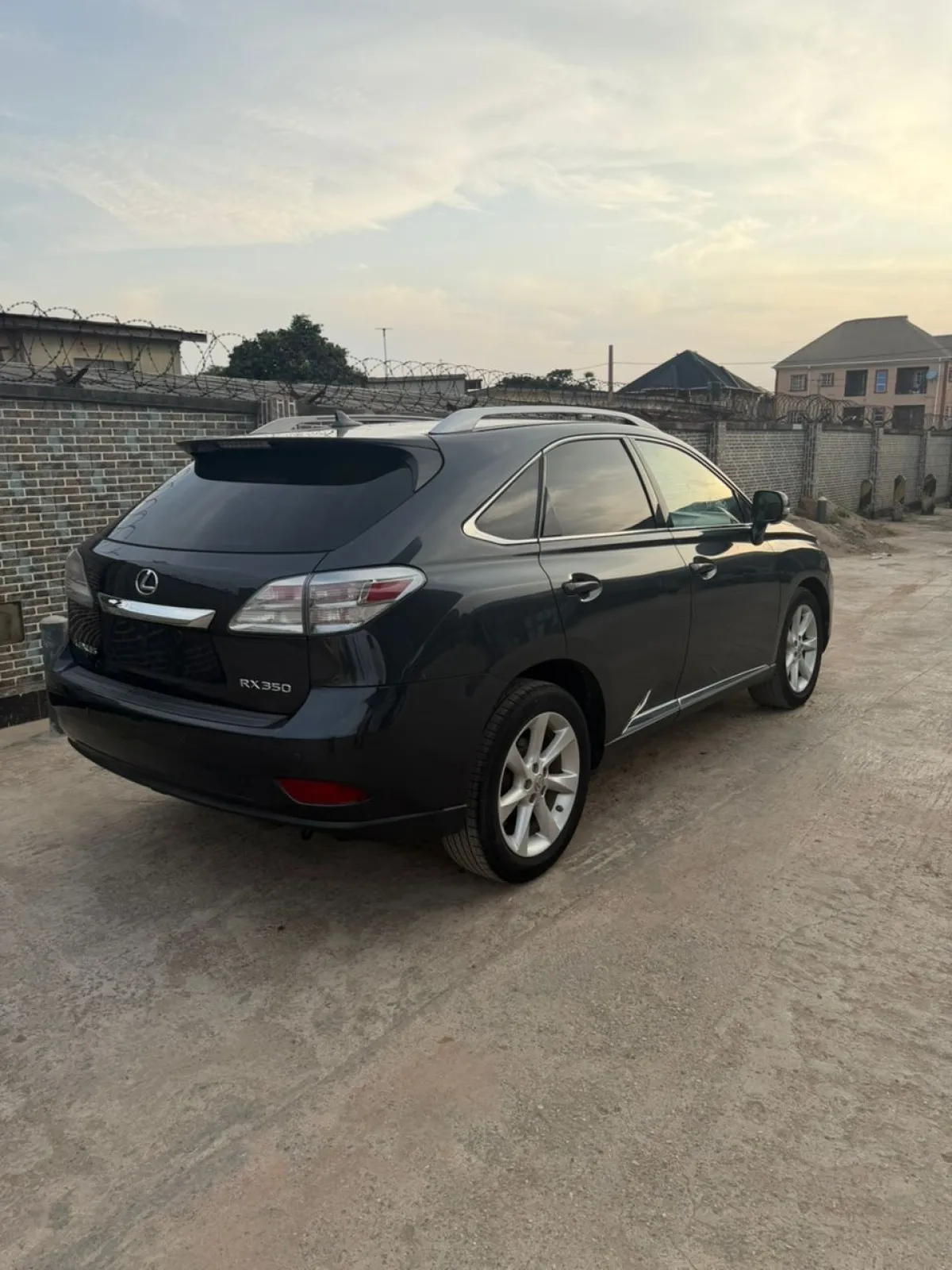 Foreign Used Lexus RX350 2010 Full Options - Image 9