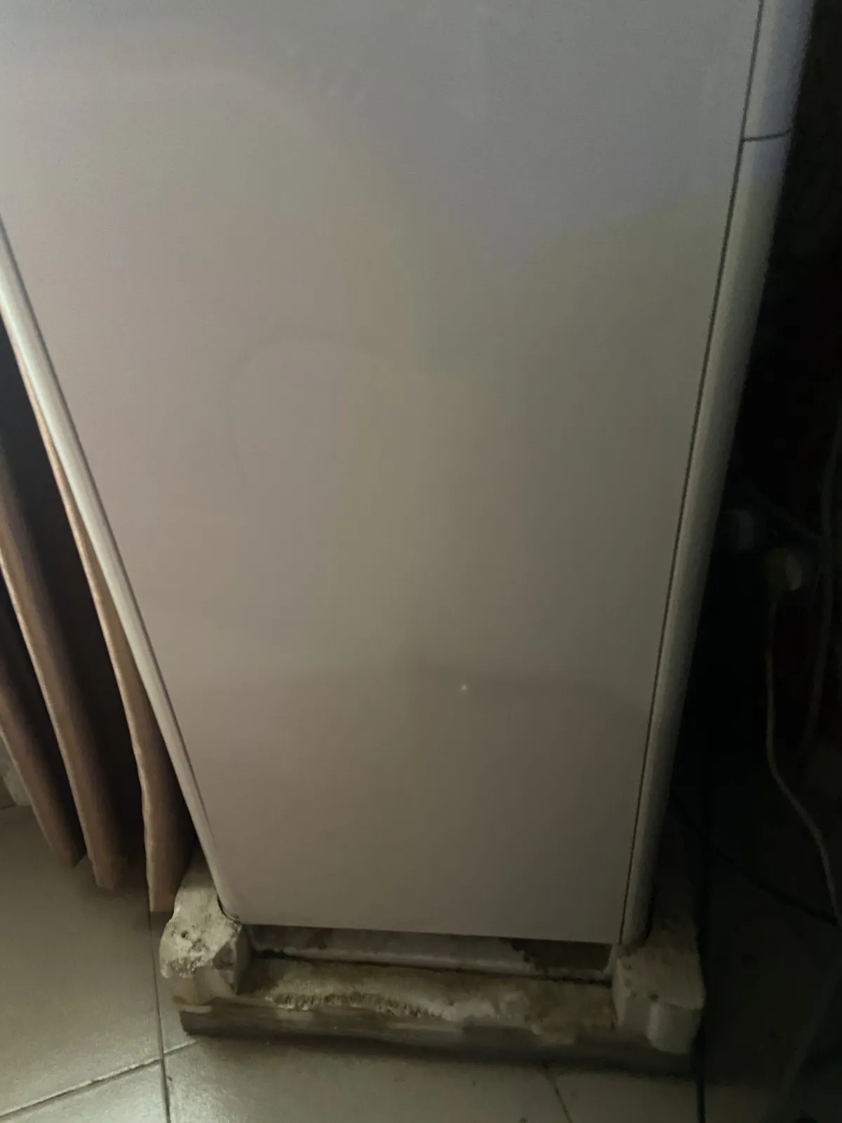 Hisense 2hp standing air conditioner - Image 2