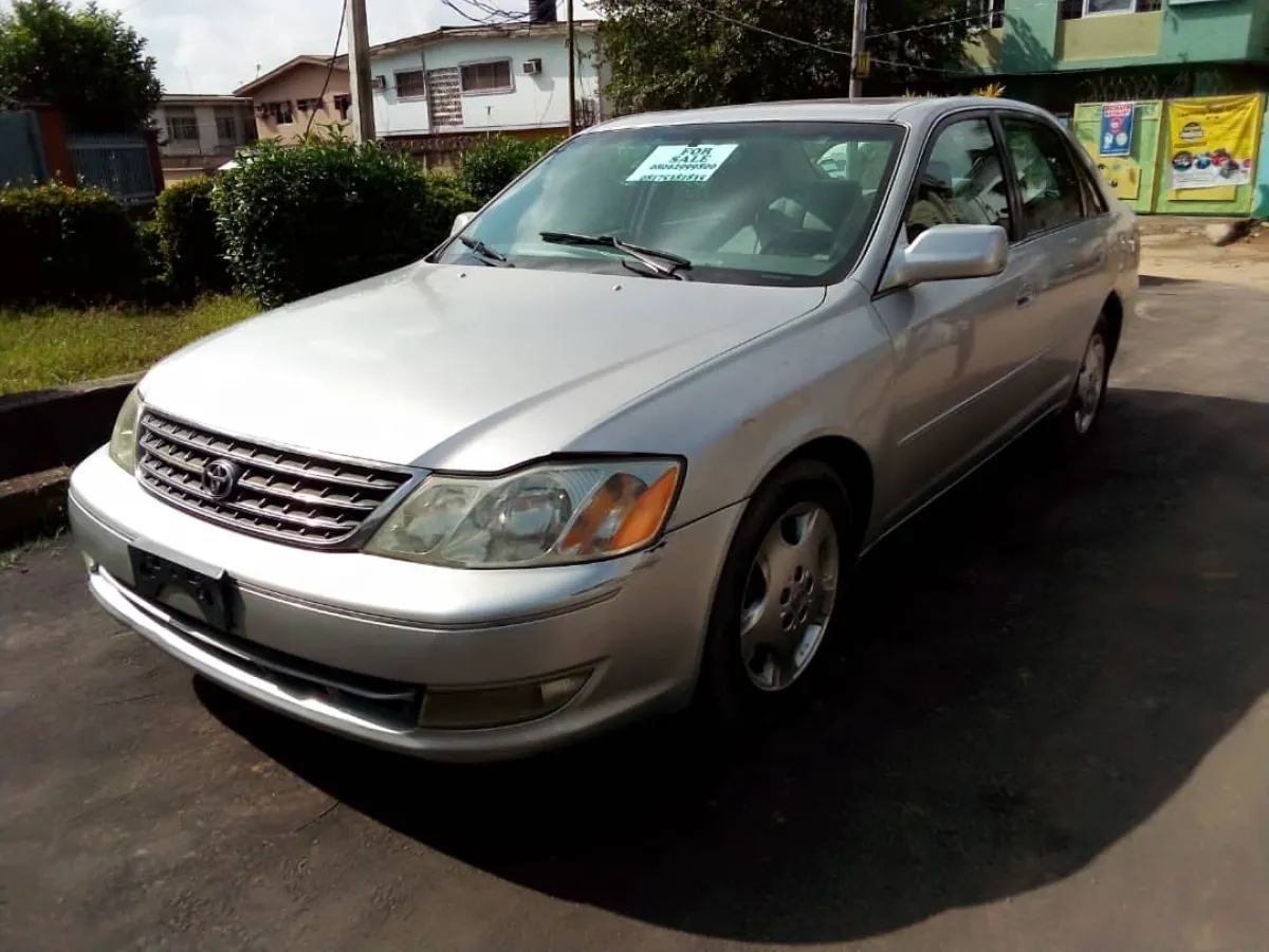 2004 Toyota Avalon Foreign Used Up For Sale - Image 4