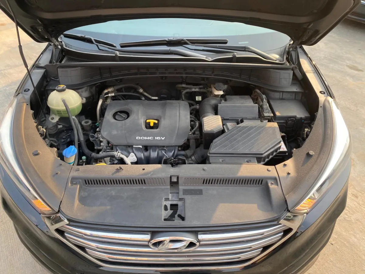 2016 Hyundai Tucson Black, Toks Standard - Image 2