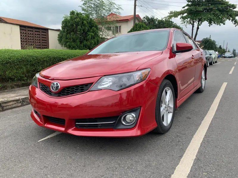 2014 Toyota Camry Sport