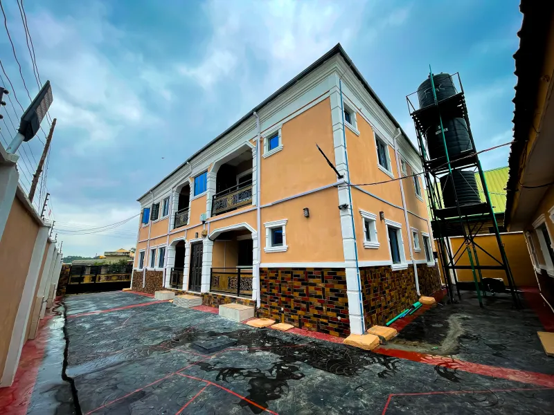 3 bedroom apartment in Abeokuta North