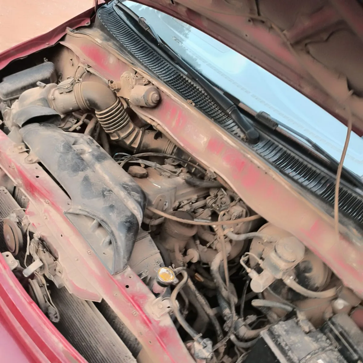 Red Toyota hiace bus - Image 2