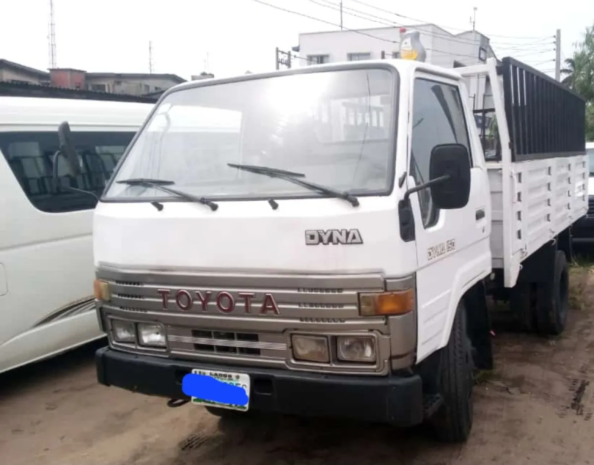 Super Clean Nigeria Used Toyota Dyna Truck - Image 1