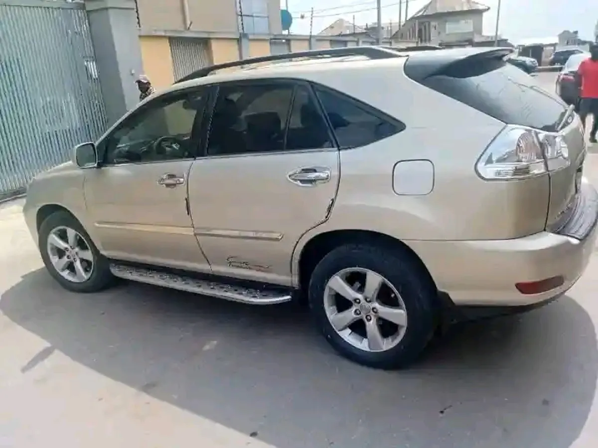 Very Sharp Lexus Rx Forsale - Image 3