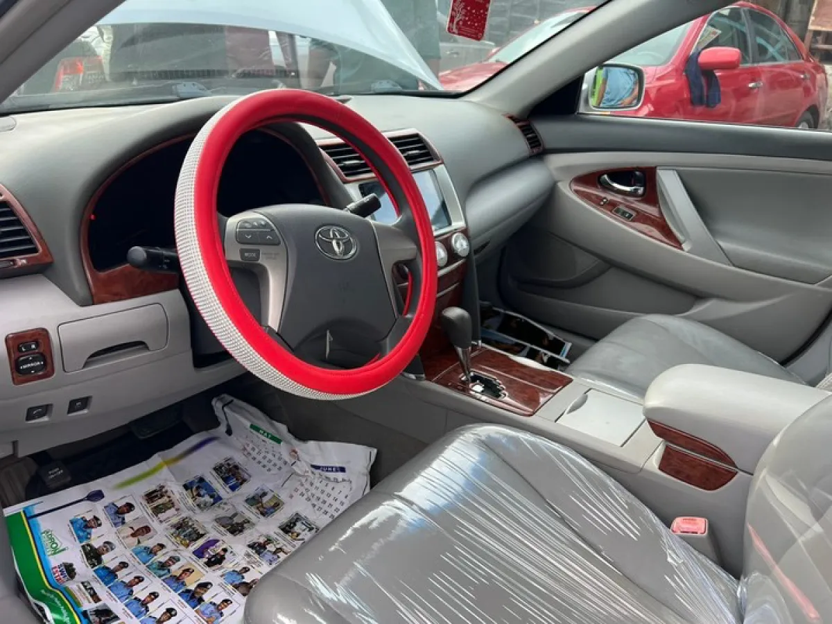 Extremely Clean Toyota Camry 2010 Model - Image 5