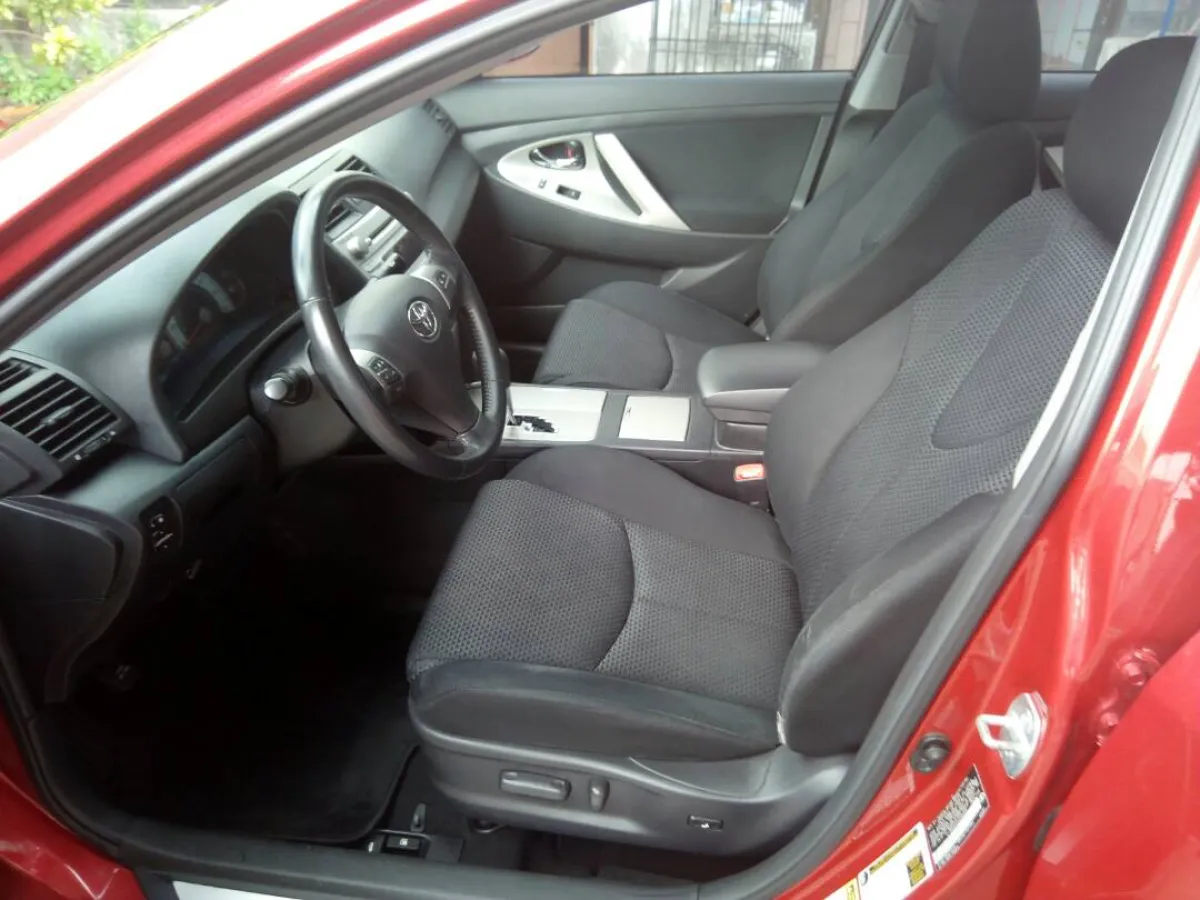 Red Toyota camry 2010 - Image 8
