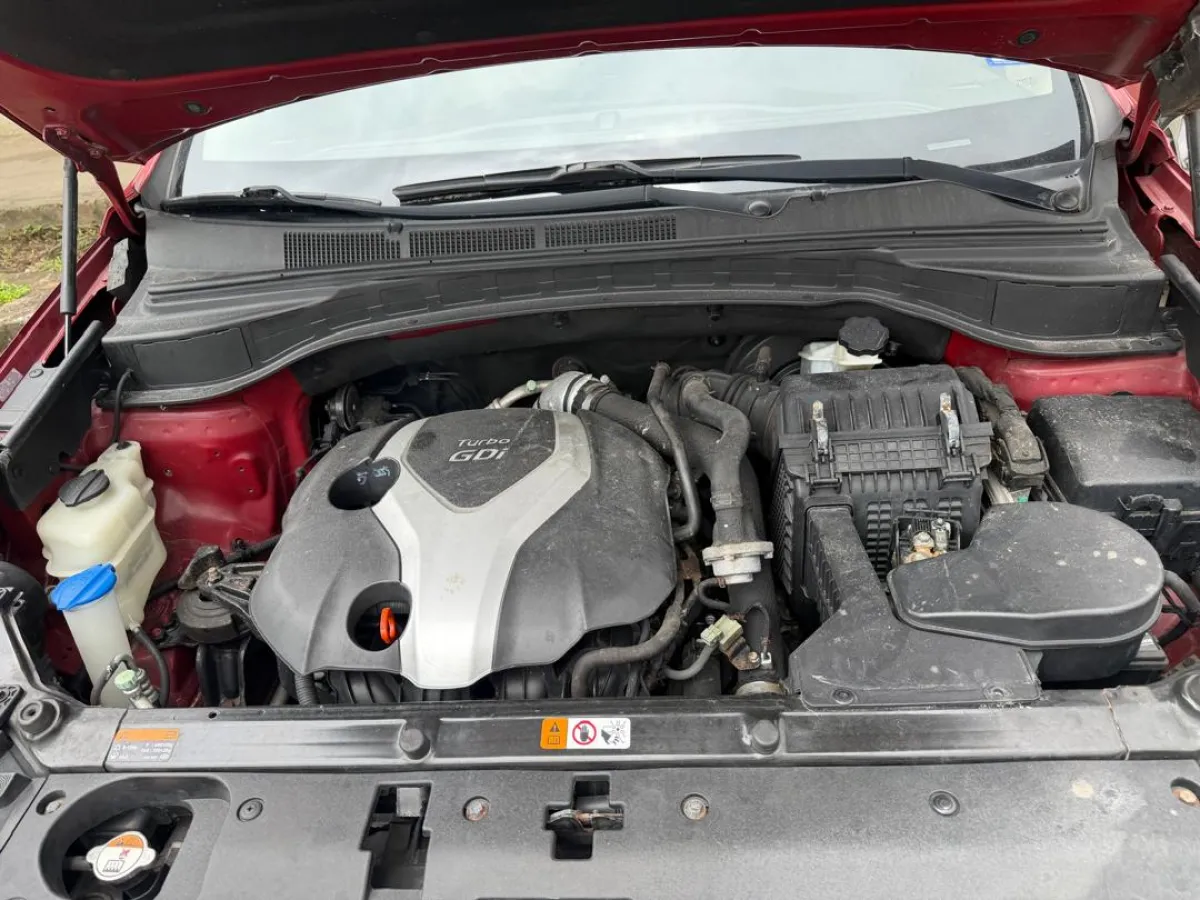 2013 Hyundai Santa Fe Sport - Image 9