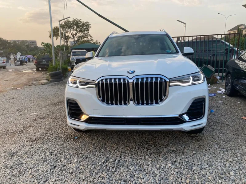 2019 Model BMW X7 Xdrive Full Option Super White