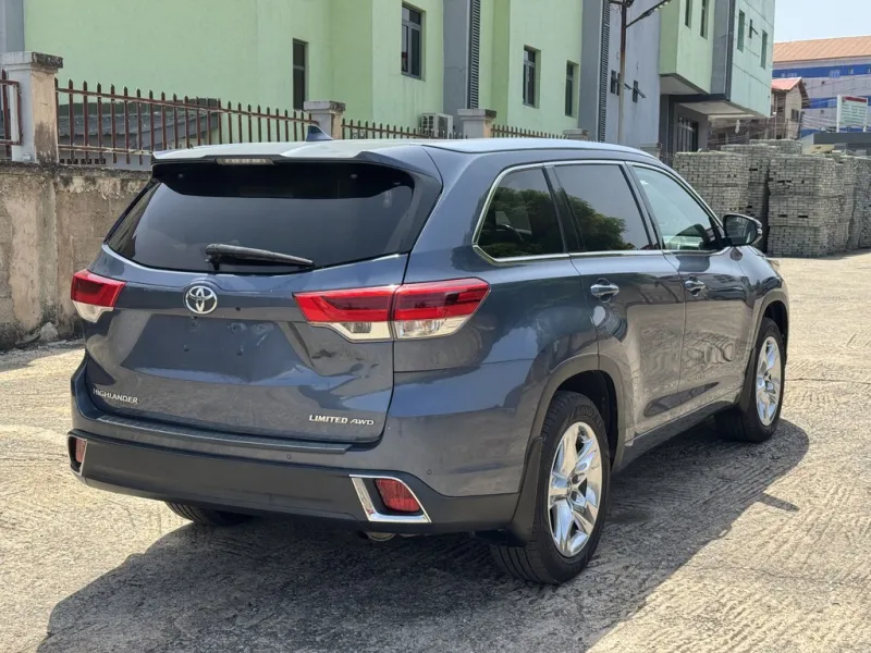 Toyota Highlander 2018 Model Limited AWD Fullest Option