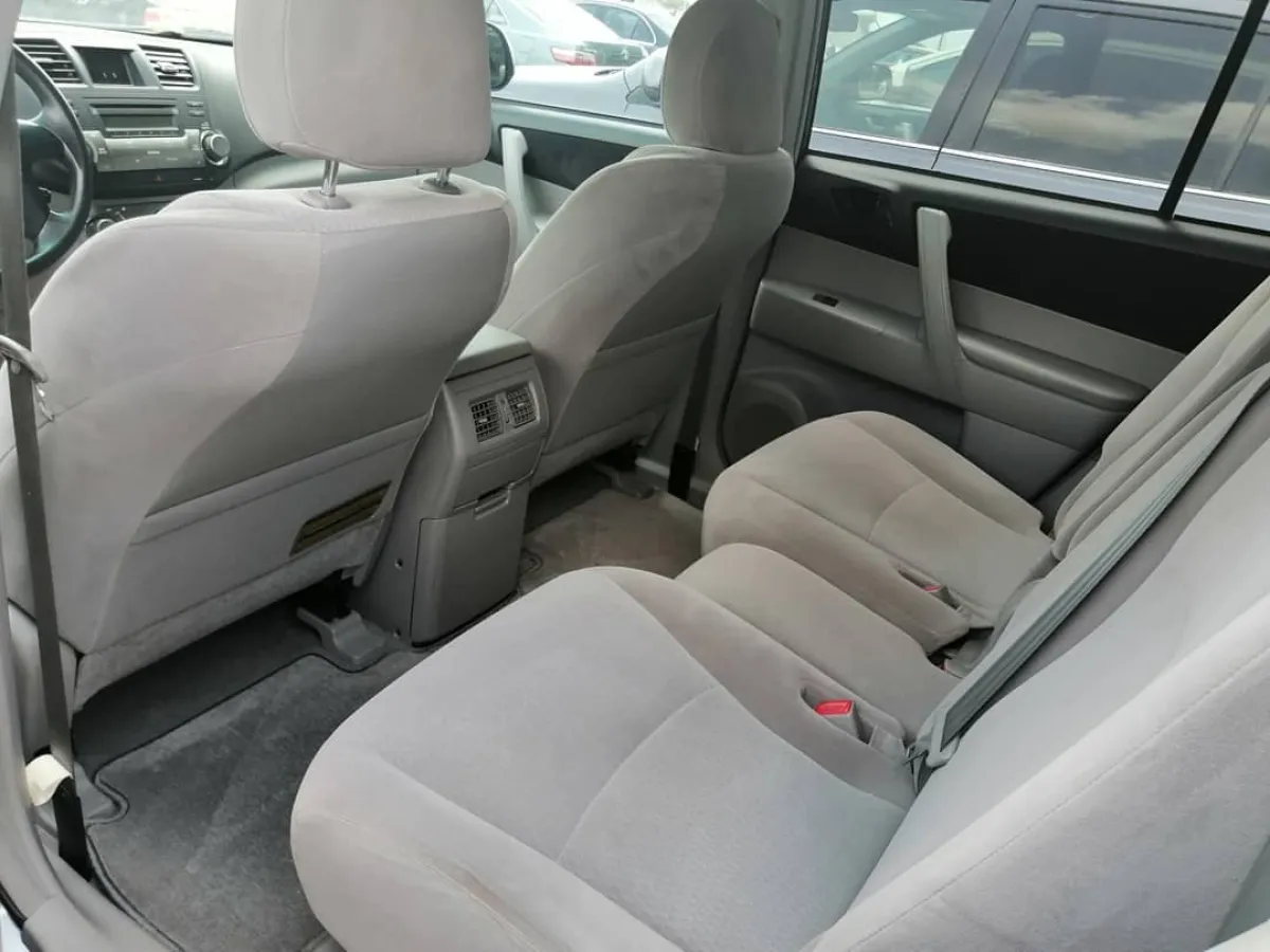 2009 Toyota Highlander With Original Duty - Image 3