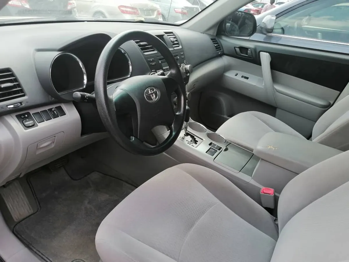 2009 Toyota Highlander With Original Duty - Image 4