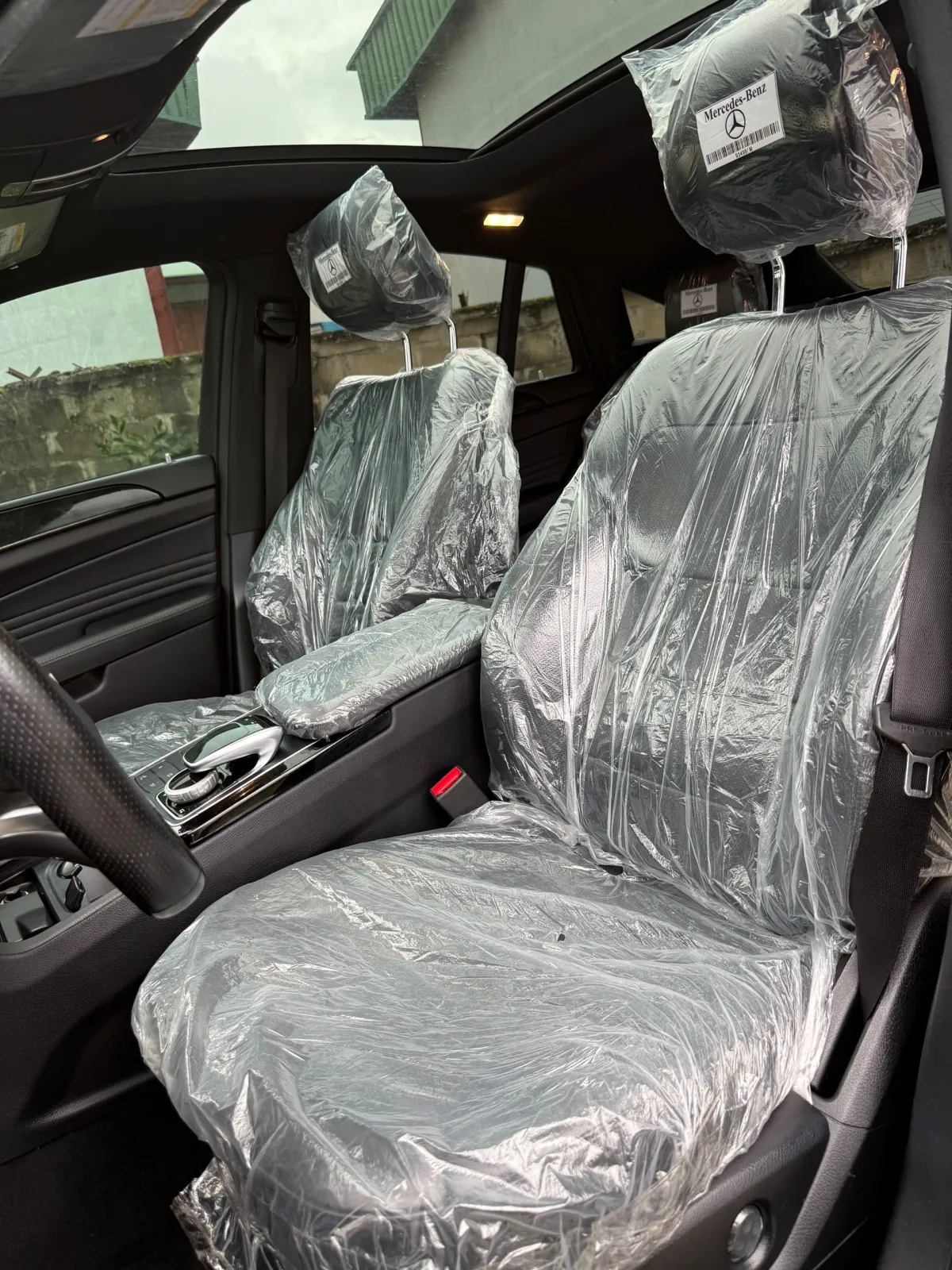 Foreign Used Mercedes Benz GLE43 2019 AMG Bi Turbo Full Option - Image 6