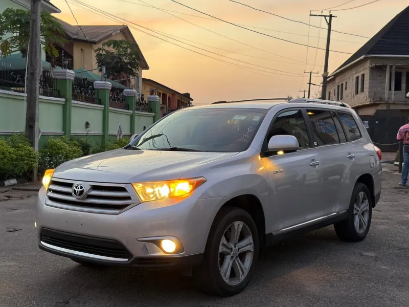 2011 Toyota Highlander Limited