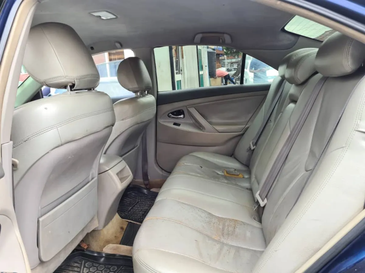 Quick Sales Alert 2007 Toyota Camry Spider - Image 2