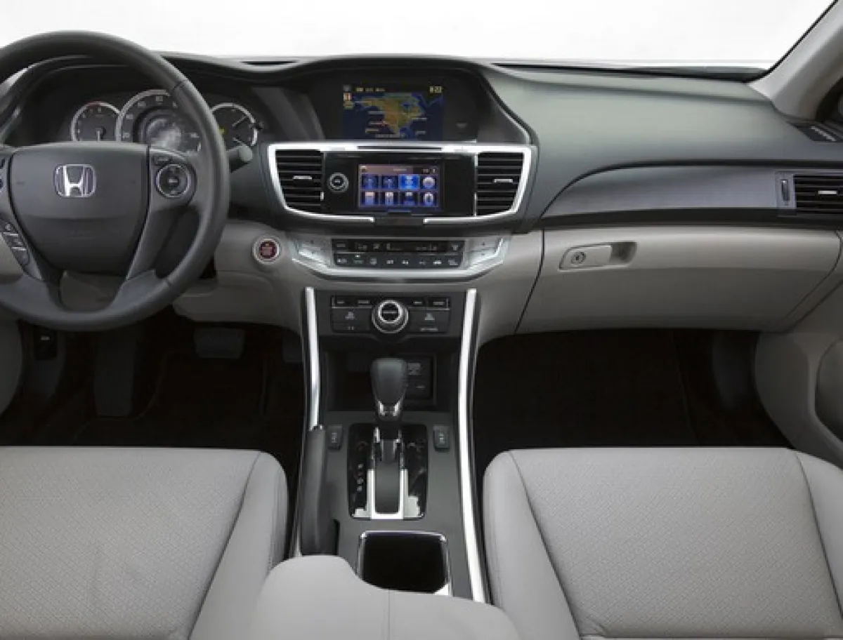 2013 Honda Accord - Image 4