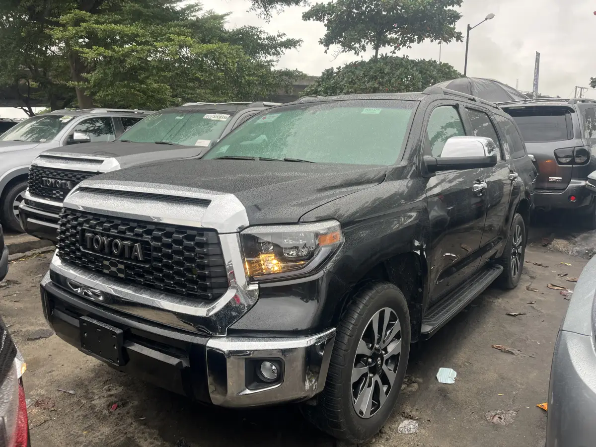 Foreign Used 2013 Toyota sequoia - Image 1