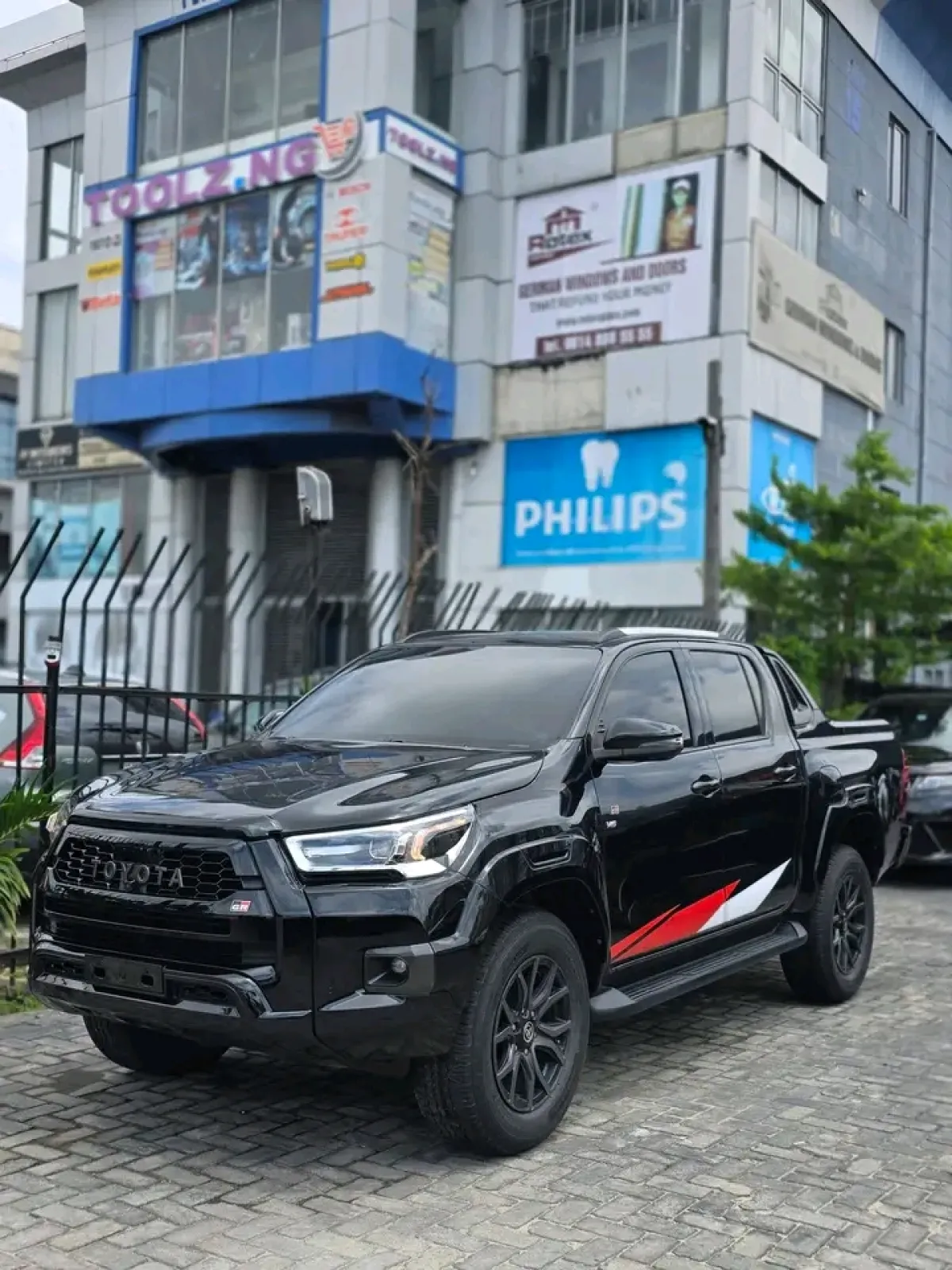 2022 Toyota Hilux GR - Image 2