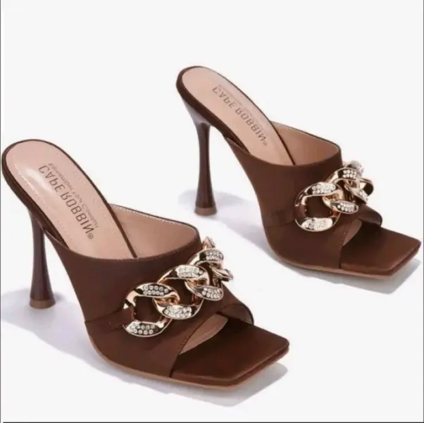 Ladies heels
