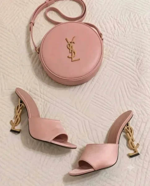 Women bag and shoe