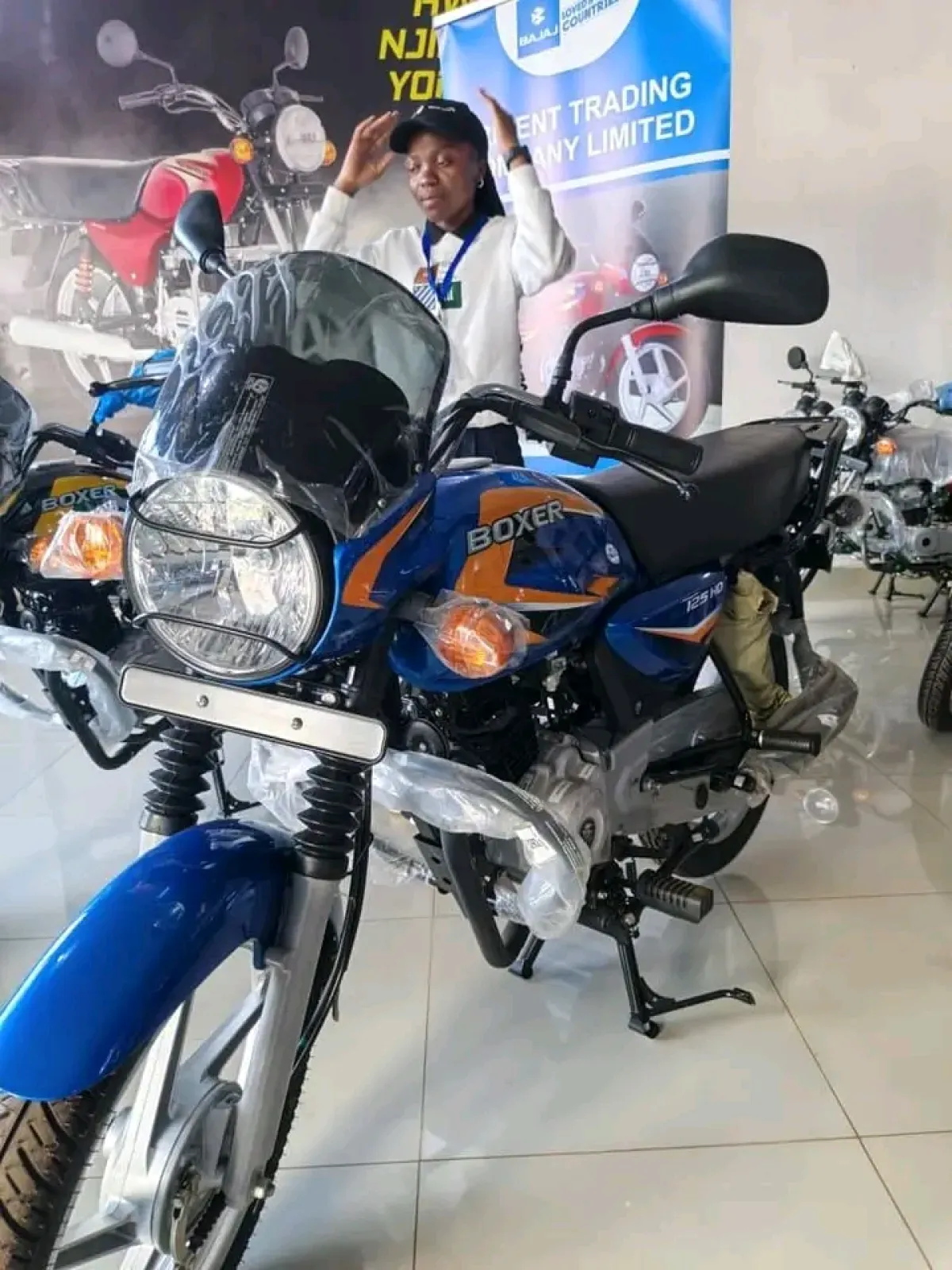 Bajaj Boxer 125 - Image 1