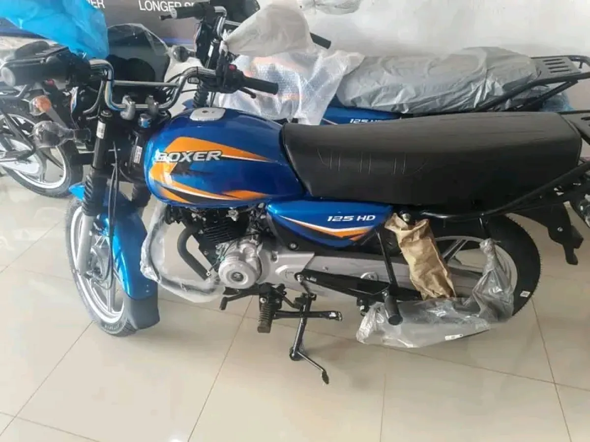 Bajaj Boxer 125 - Image 3