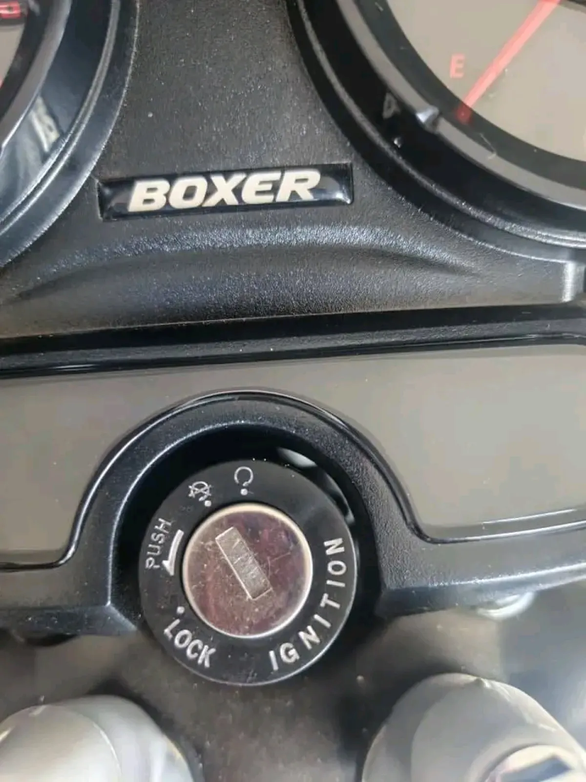 Bajaj Boxer 125 - Image 4