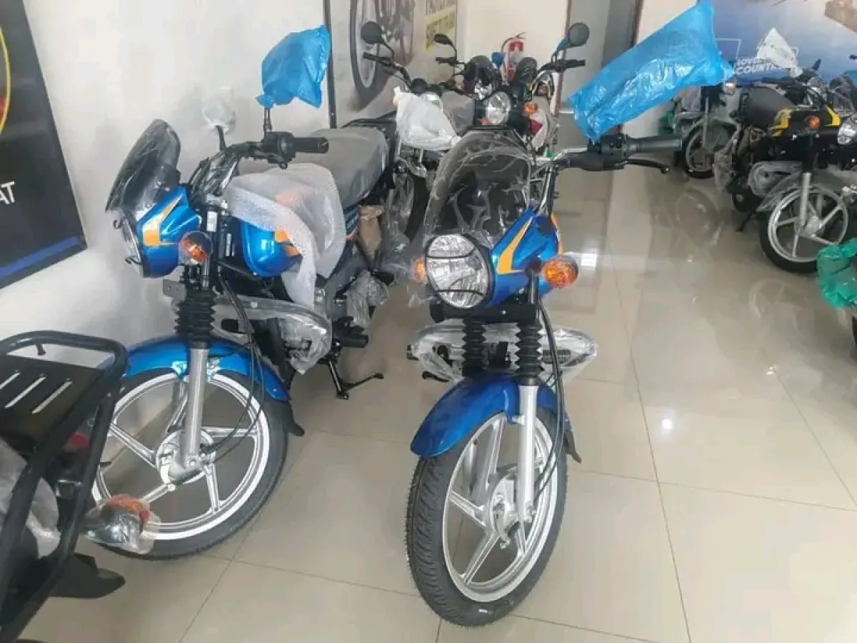 Bajaj Boxer 125 - Image 6