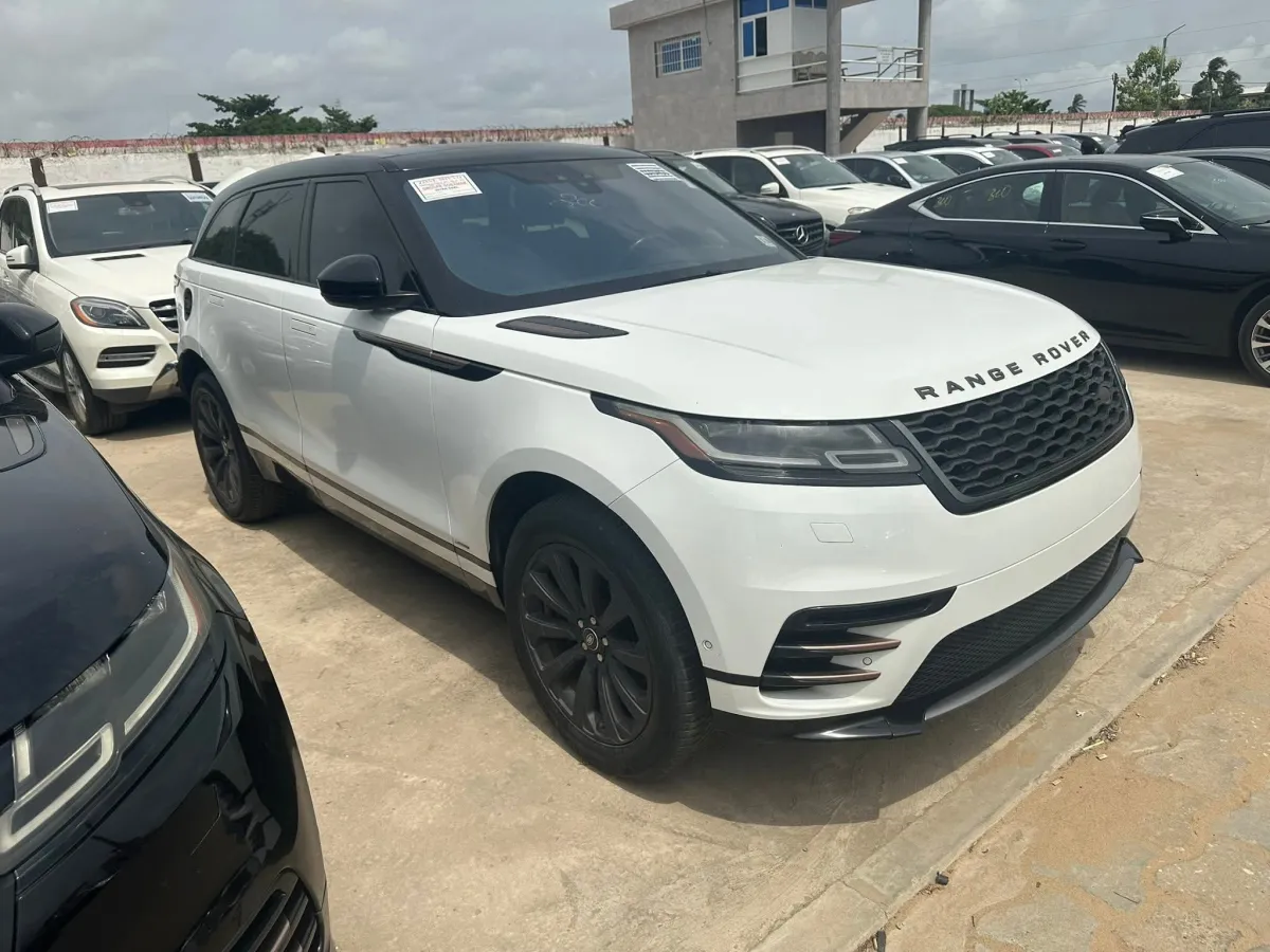 2017 Range Rover Velar P380 SE - Image 2