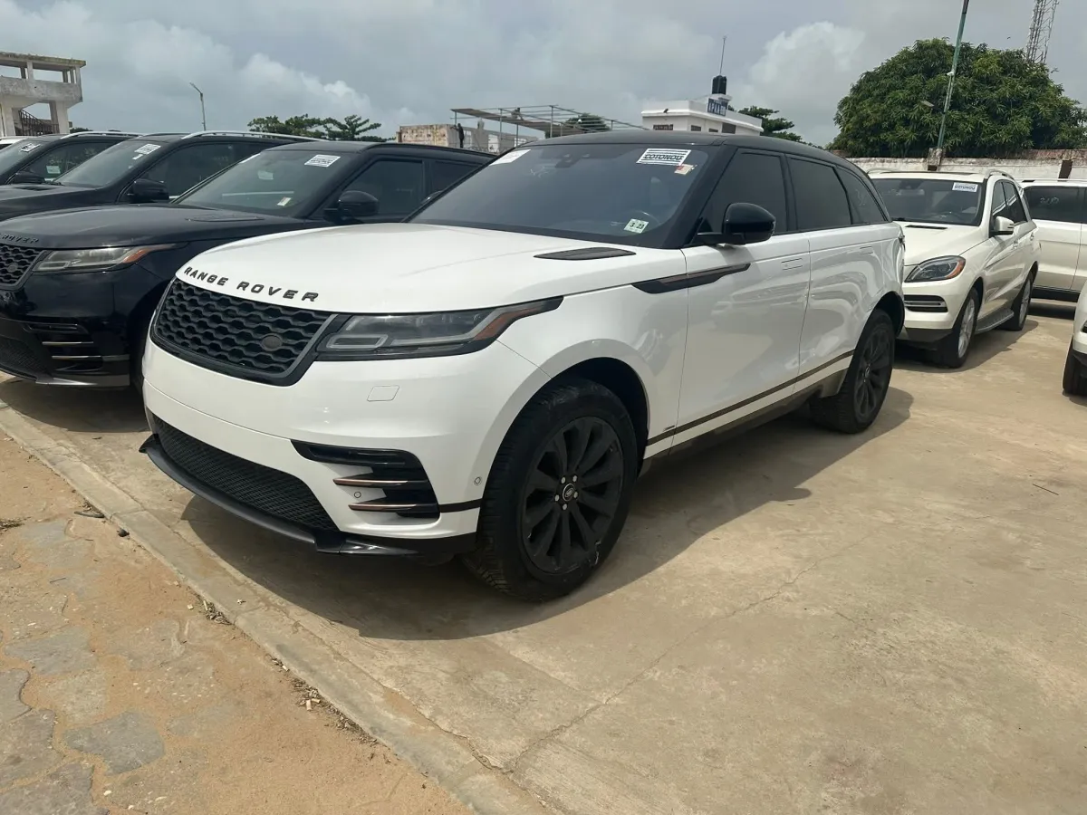 2017 Range Rover Velar P380 SE - Image 3