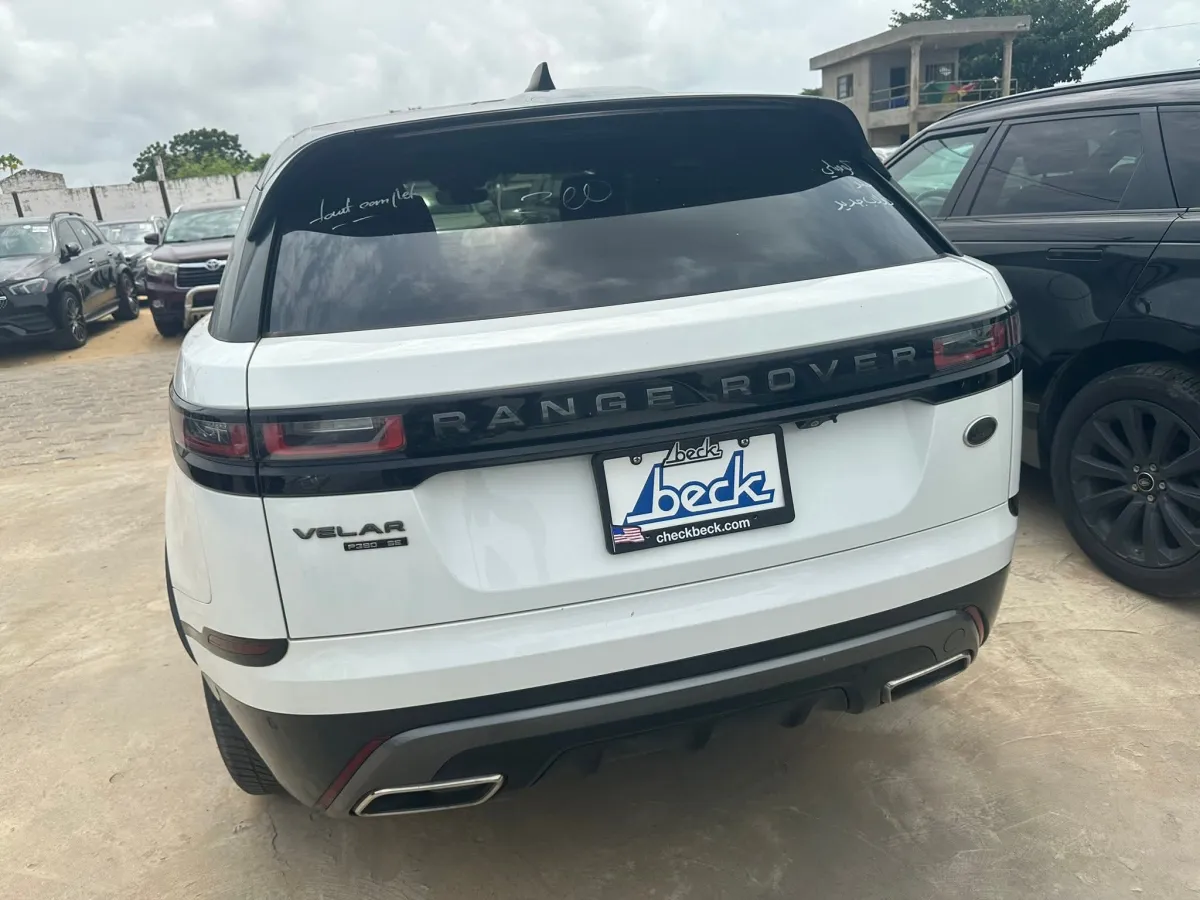 2017 Range Rover Velar P380 SE - Image 4