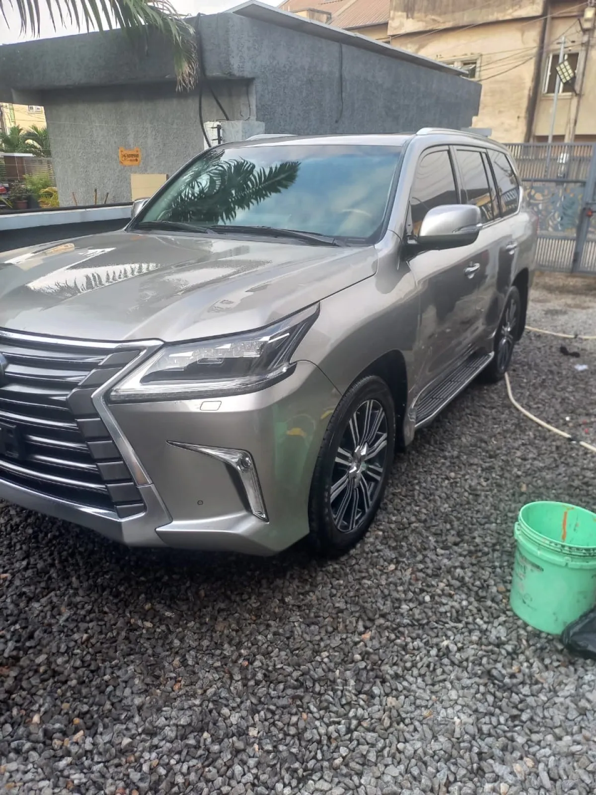 Briefly Used 2018 Lexus LX570 Premium High Specification - Image 9