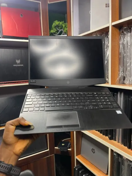 OMEN by HP Gaming Laptop Intel Core i7 9th Gen