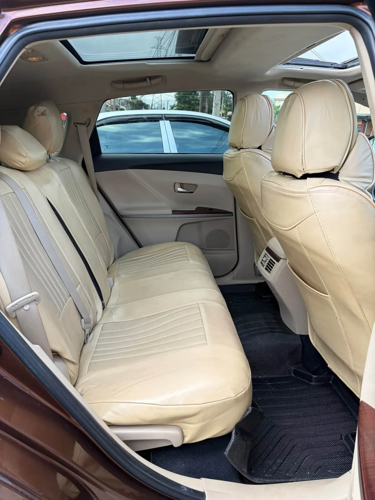 Registered used 2011 toyota venza - Image 5