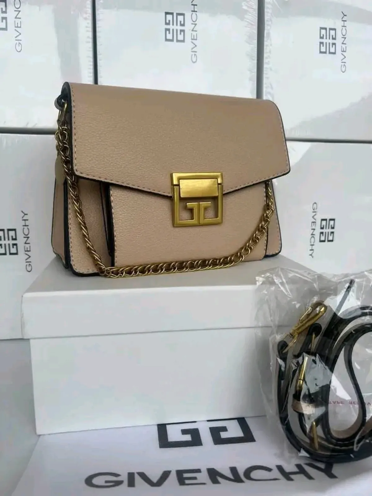 Ladies hand bags - Image 5
